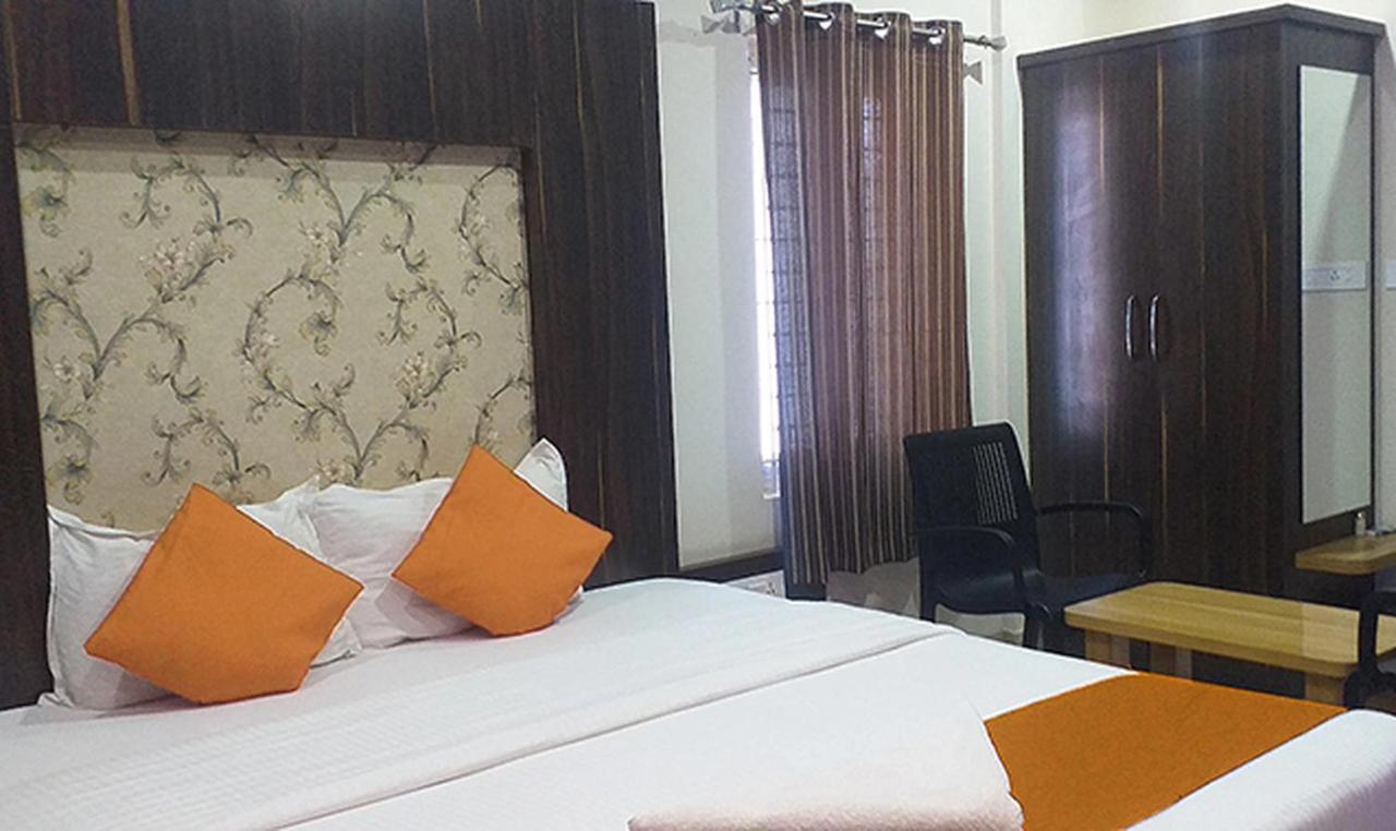 Fabhotel Royal Blue Meridian Inn Bangalore Exterior photo